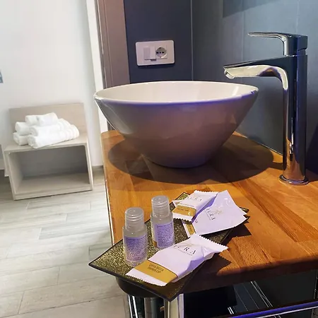 بيت ضيافة Beso Dimore Partenopee نابولي